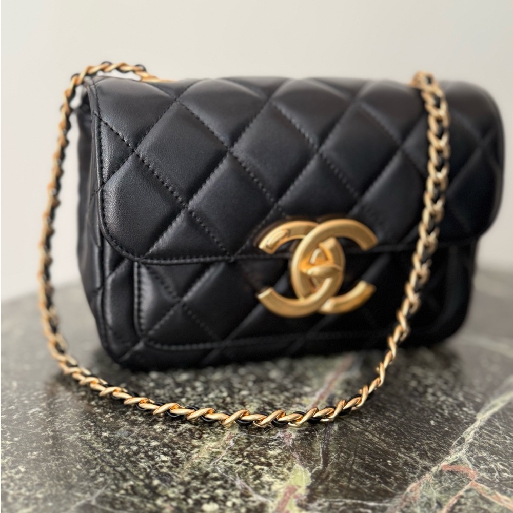 CHANEL Black Quilted Crossbody with Gold Chain (brand new) - Picture 4 of 10